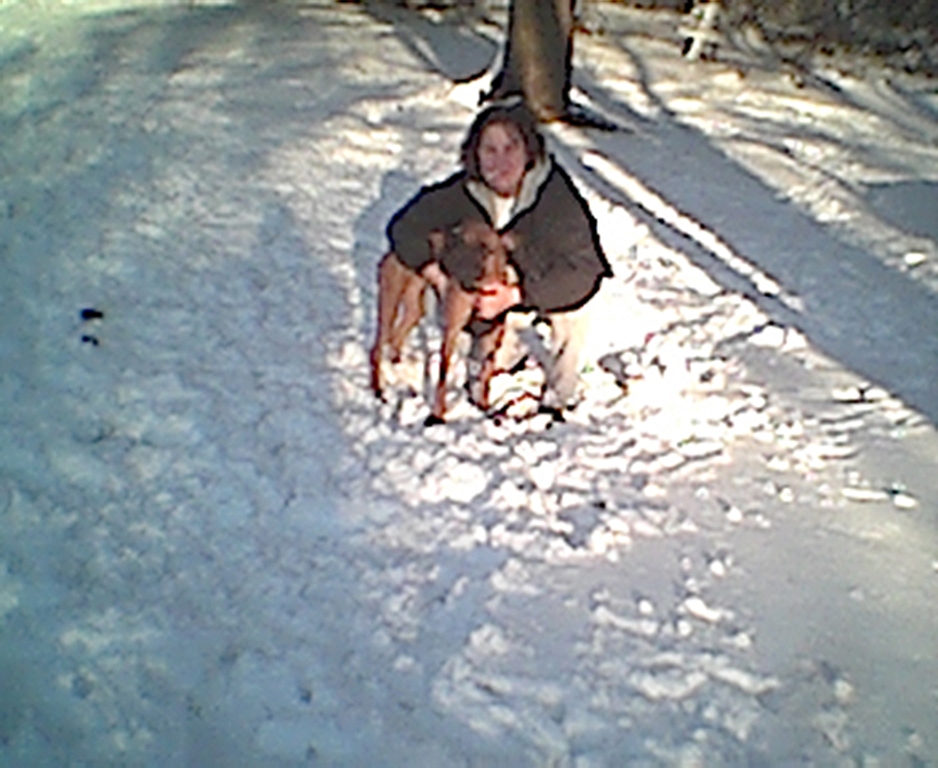 annie_and_clio_in_the_snow.jpg